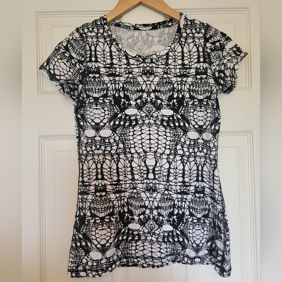 Lululemon Livley Crewneck Tshirt Vitasea sz 4 - Picture 1 of 8